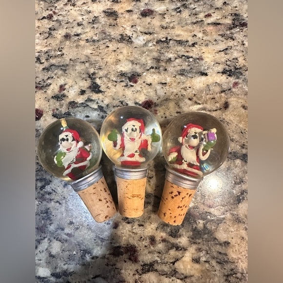 Disney Set of 3 Vintage Glass Christmas Mickey Wine Stoppers - Picture 1 of 2